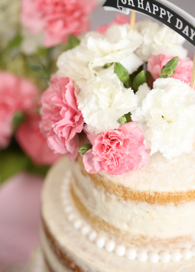 country-chic-bridal-shower-cake