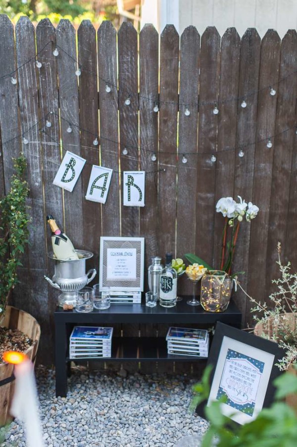 Outdoor-Great-Gatsby-Party-Bar
