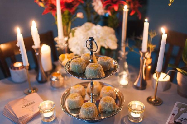 Outdoor-Great-Gatsby-Party-Candles-Lemoncakes