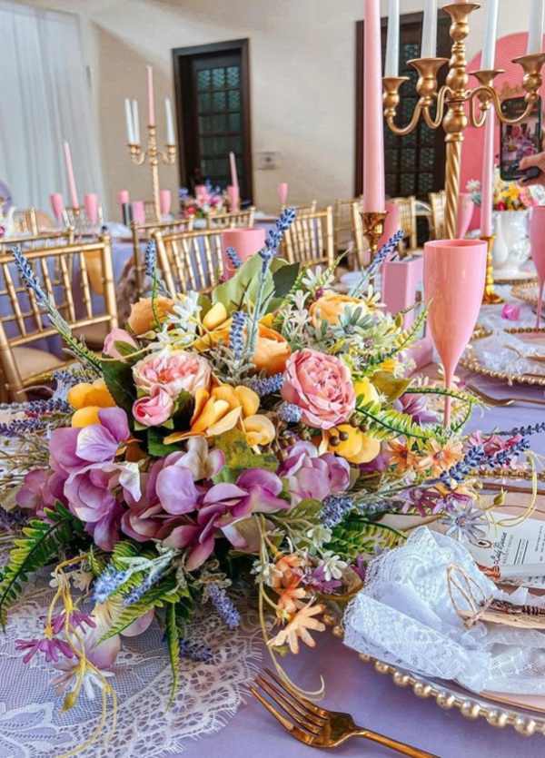 stunning flower arrangement for table