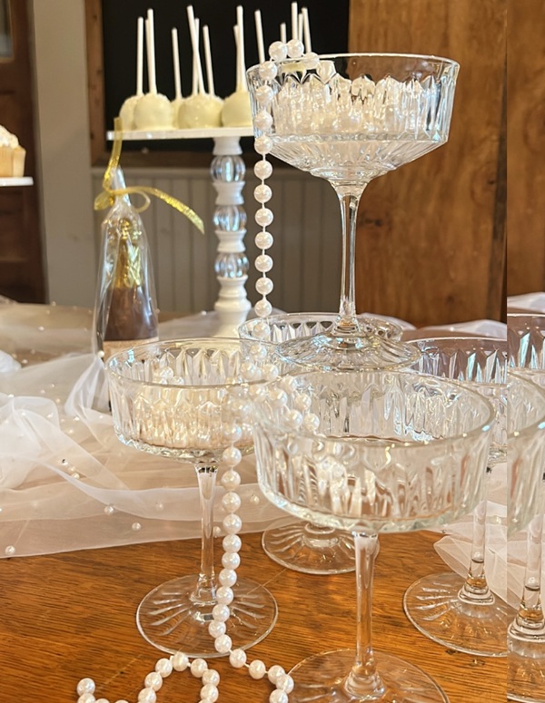 Champagne flutes and pearls