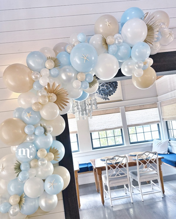 natural beach vibe balloon decoration